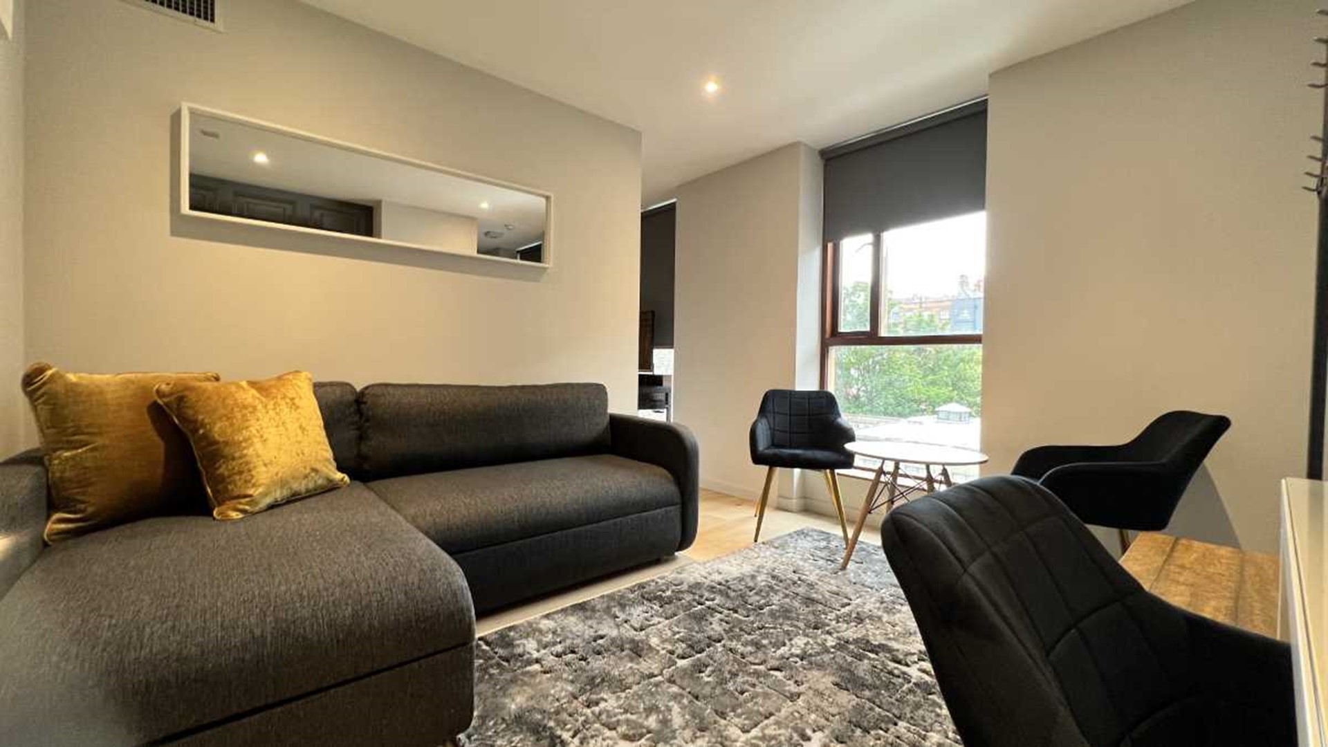 Studio With Sofa Bed